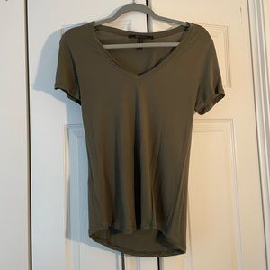 BCBG Maxazria XS Tshirt with tie in back